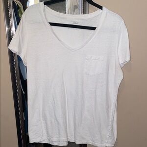 Universal Thread White Short Sleeve Tee